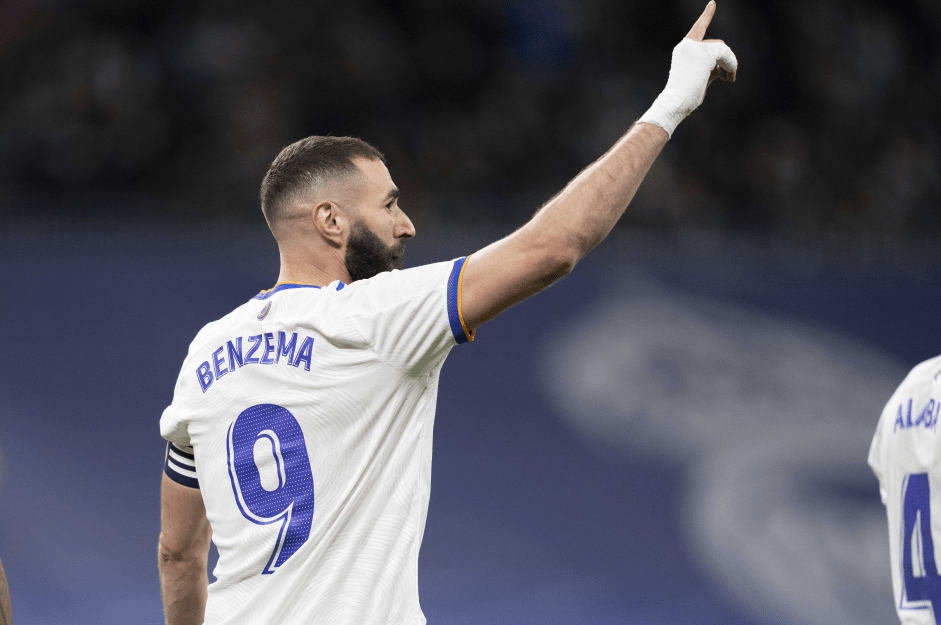 TK直播- 里程碑夜！上海申花手感冰凉，西甲赛后刷纪录，管理层满意，医务组通报恢复