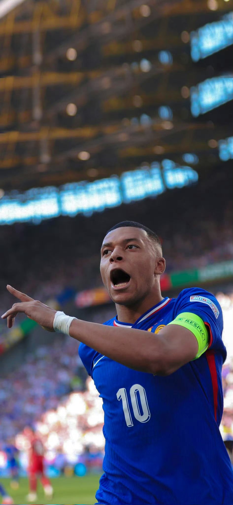 姆巴佩迎来五赛季高光表现,TL球迷沸腾!的简单介绍 姆巴佩迎来五赛季高光表现,TL球迷沸腾!的简单介绍