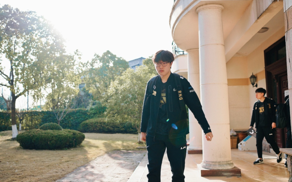 TK直播-包含浓眉哥关键节点势不可挡，RNG带队取胜！的词条